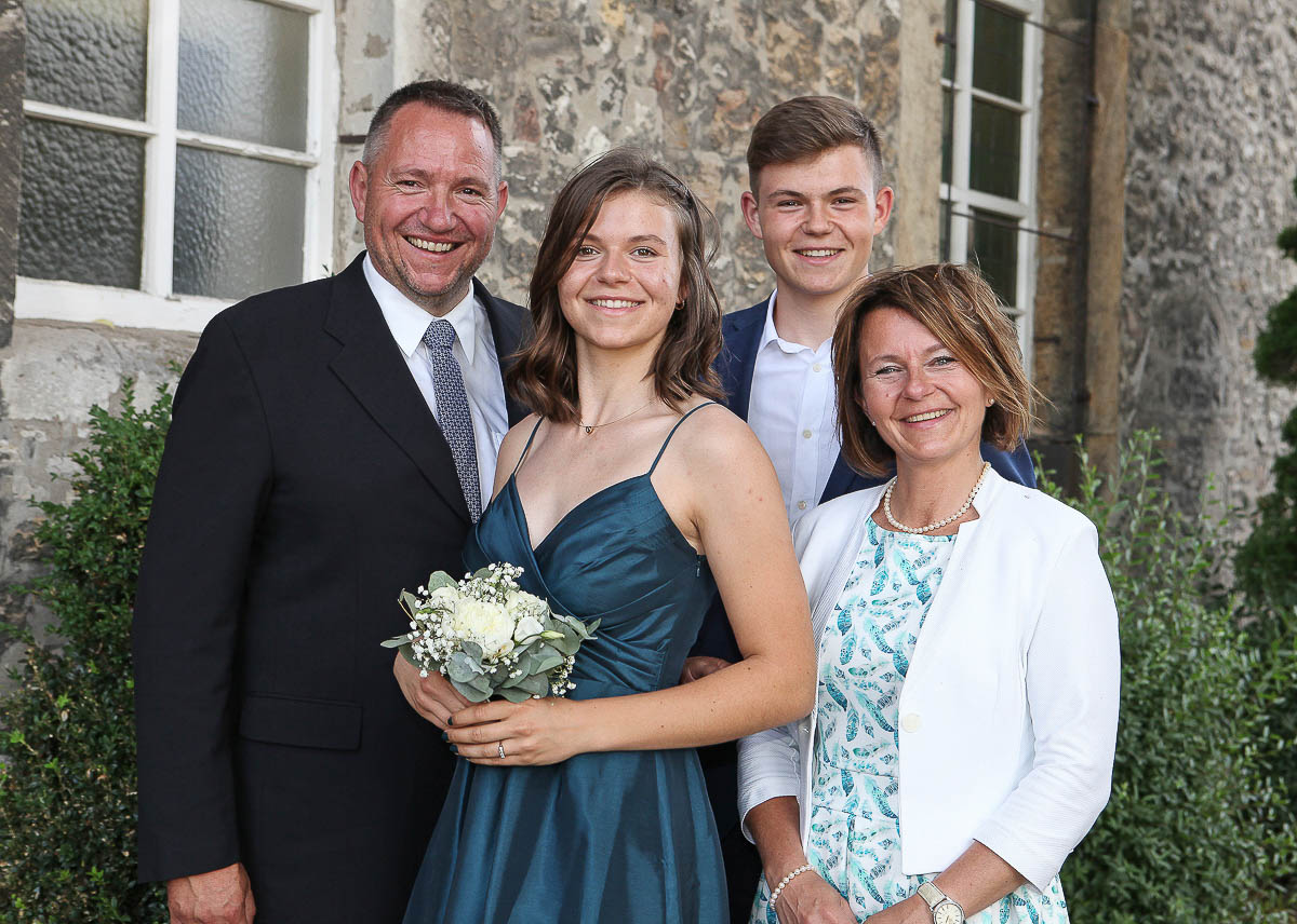 Galeriebild aus der Kategorie Konfirmationen und Kommunion